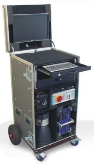 MoviTHERM flash thermography system in flightcase