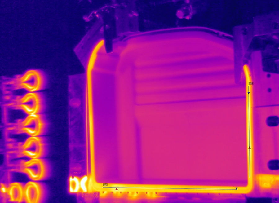 Infrared image of the heated part before bonding